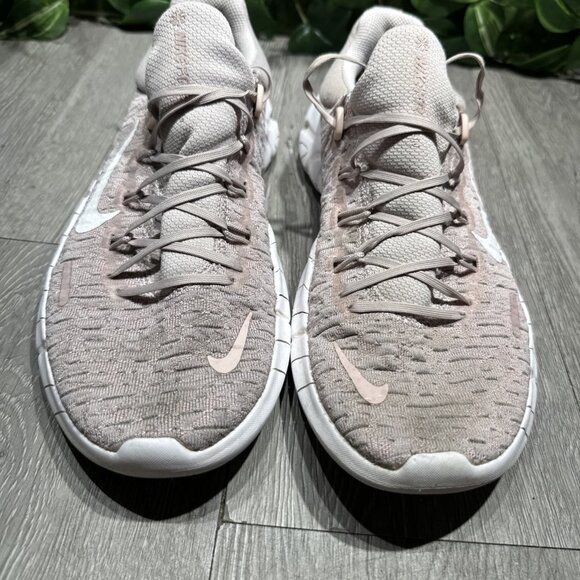 Nike Free Run Nature Women’s Running Shoes Sz 9 Pink White Sneakers - Picture 3 of 10